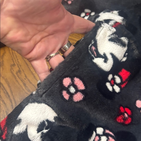 Walt Disney World Disneyland Resort Minnie Mouse Faux Fur Jacket - Picture 13 of 13